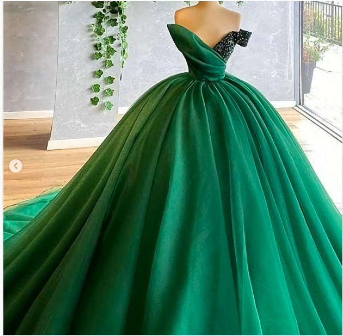 Green Corset Prom Dresses, Corset Ball Gown Puffy Tulle Sequins Beading Floor Length Long Arabic Long Evening Dresses, Gowns outfit, Prom Dresses Outfits