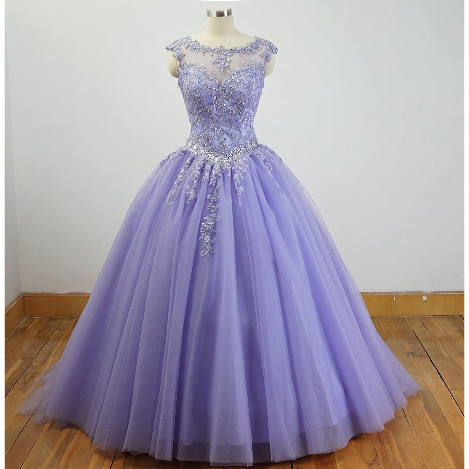 Gorgeous Cap Sleeves Lavender Corset Ball Gown Quinceanera Dresses, Lace Appliqued Beading Bling Bling Sweet 16 Dress, Debutante Gown Corset Prom Dresses outfit, Prom Dress Shop