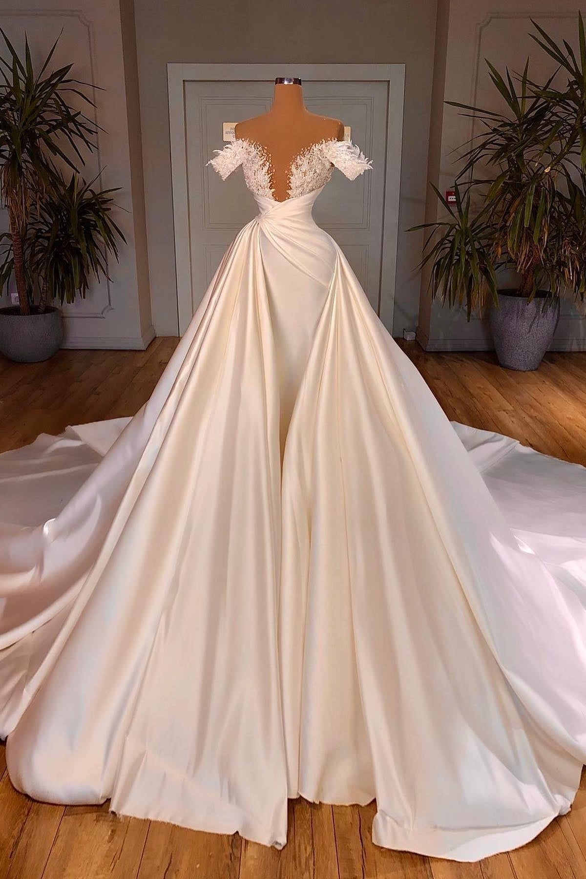 Charming Long A-line Off-the-shoulder Cathedral V-neck Satin Lace Corset Wedding Dress outfit, Wedding Dresses Lace Tulle