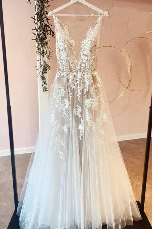 Classy Long A-line Tulle Appliques Lace Corset Wedding Dress outfit, Wedding Dress Classy Elegant