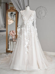 Elegant Beach Lace Corset Wedding Dresses,White Long Sleeve Women Garden Bridal Gown outfit, Wedding Dress Princess