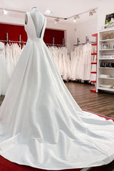 Elegant Long A-line V Neck Satin Ruffles Open Back Corset Wedding Dresses outfit, Wedding Dresses With Long Trians