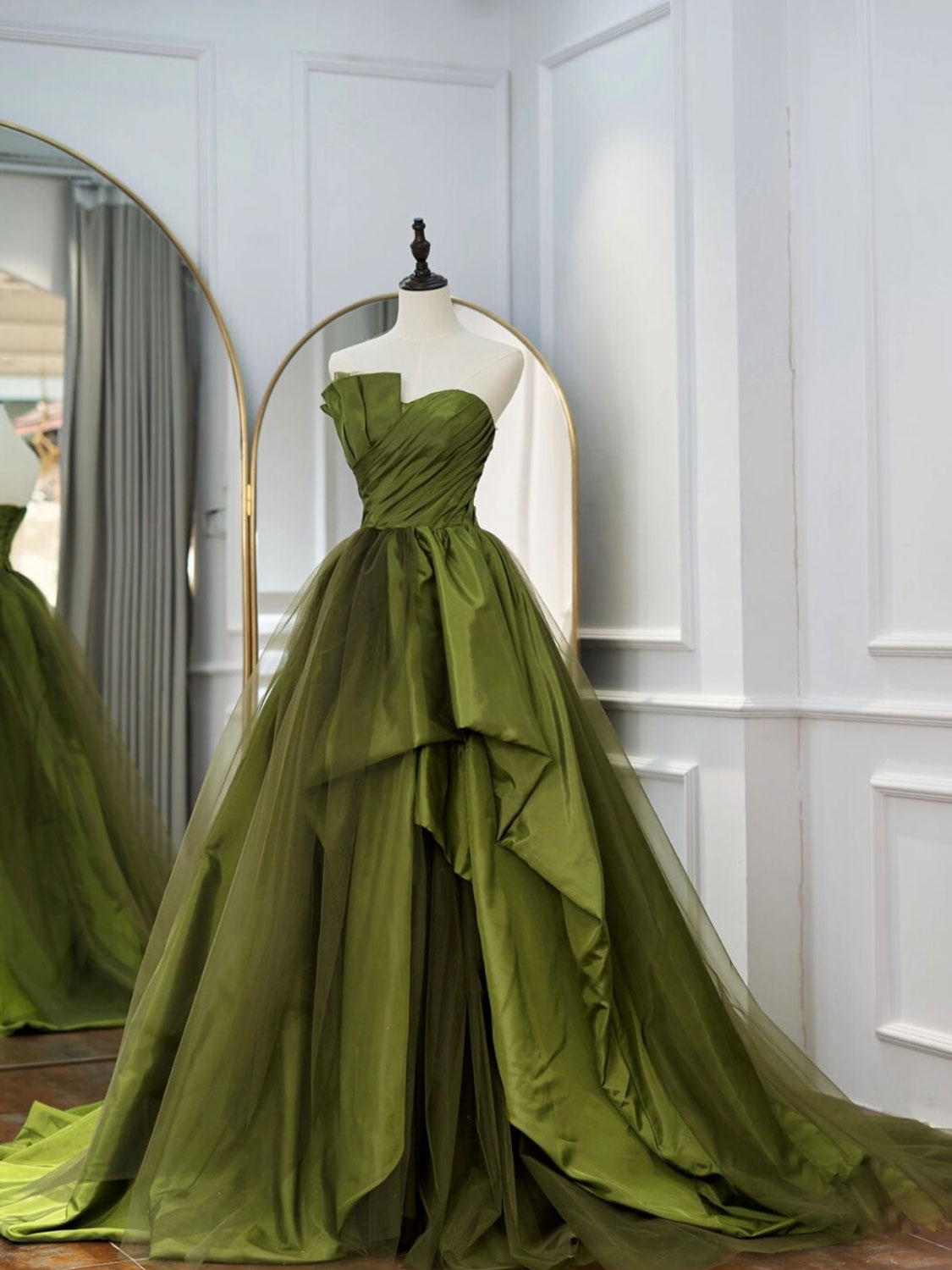 Green Long Corset Prom Dresses, Green Satin Corset Formal Long Evening Dress outfit, Bridesmaid Dresses With Sleeves