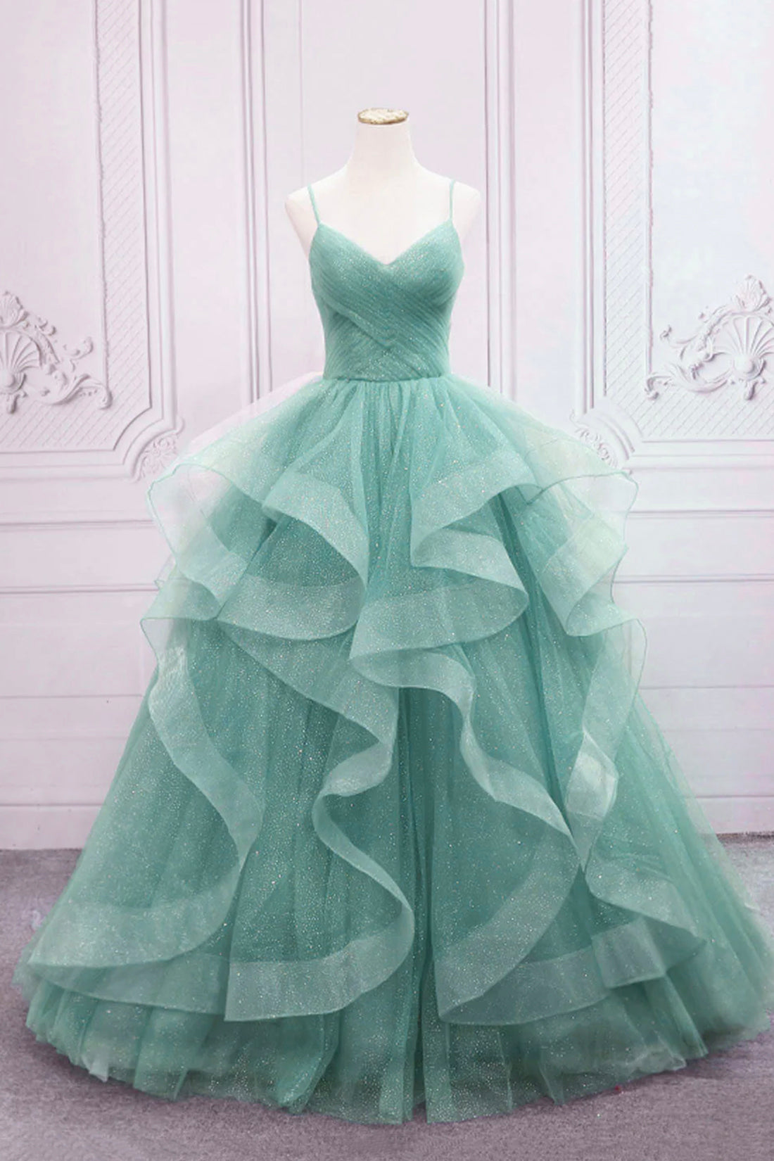 Green Spaghetti Strap Long Corset Prom Dress, Green V-Neck Tulle Evening Dress outfit, Bridesmaids Dresses Long Sleeves