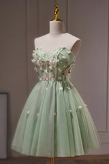 Green Strapless Tulle Short Corset Prom Dress with Lace, Green Party Dress Outfits, Bridesmaids Dresses Color Palettes