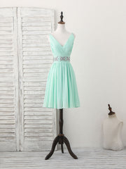 Green V Neck Chiffon Short Corset Prom Dress, Green Corset Homecoming Dress outfit, Prom Dress Champagne