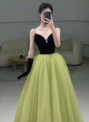 Light Green and Black Beaded Straps Long Party Dress, Green Tulle Evening Dress Corset Prom Dress outfits, Bridesmaids Dresses Blue