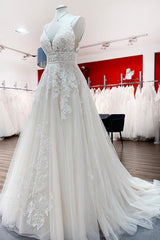 Long A-line V-neck Tulle Sleeveless Appliques Lace Backless Corset Wedding Dress outfit, Wedding Dresses Flower