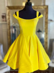 Off the Shoulder Short Yellow Satin Corset Prom Dresses, Short Yellow Satin Corset Formal Corset Homecoming Dresses outfit, Formal Dresses Black