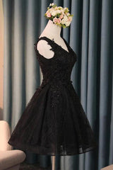 A Line V Neck Little Black Corset Homecoming Dresses With Lace Up outfit, Bridesmaid Dresses Pinks