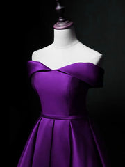 Purple Sweetheart Satin Off Shoulder Corset Homecoming Dresses, Purple Short Corset Prom Dresses outfit, Black Bridesmaid Dress