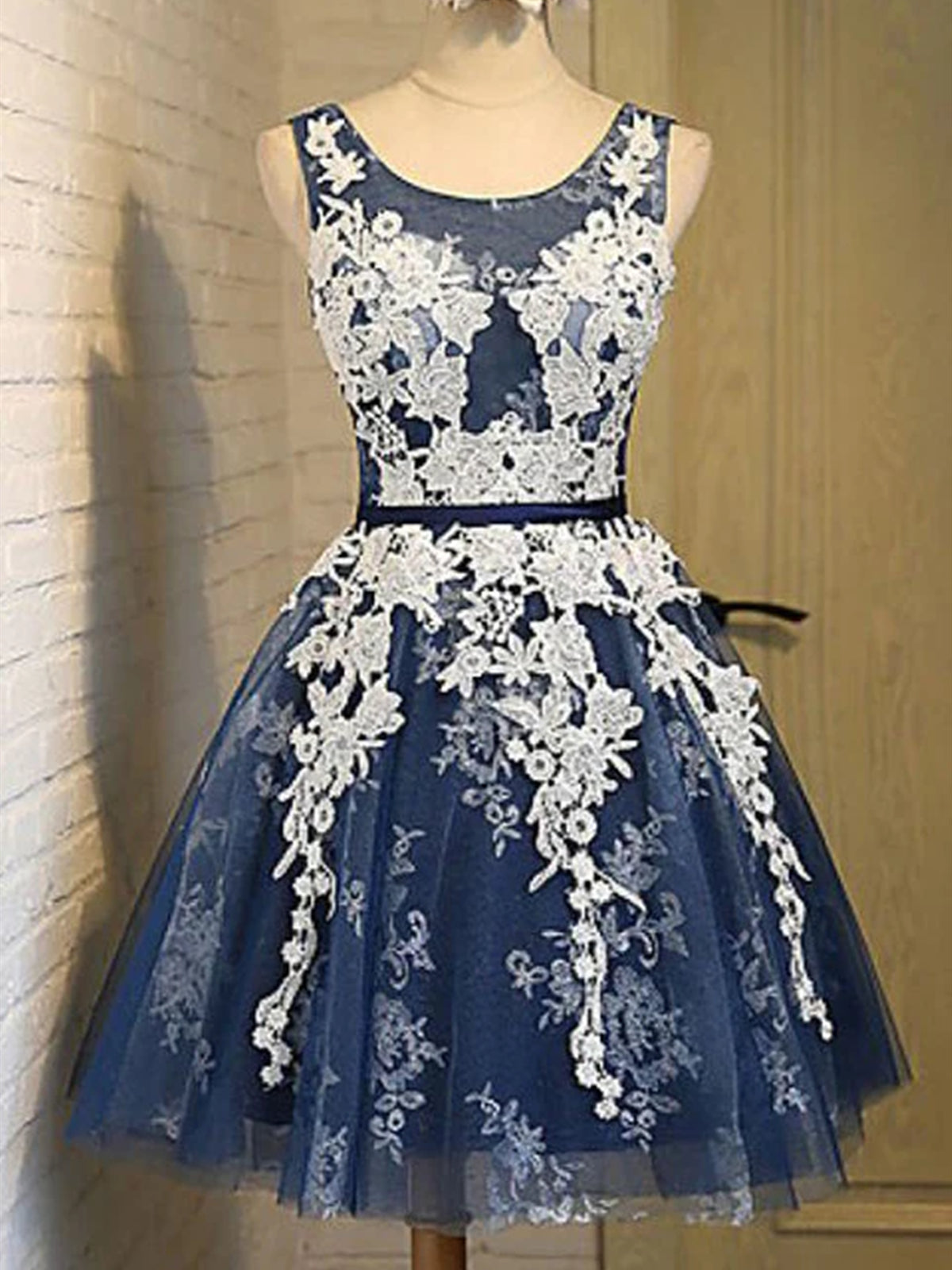 Short Dark Navy Blue Corset Prom Dress with White Lace, Short Dark Navy Blue Graduation Corset Homecoming Dresses outfit, Party Dress For Baby