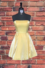 Strapless Lace-Up Yellow Satin Corset Homecoming Dress,Short Cocktail Dresses outfit, Prom Dress Long