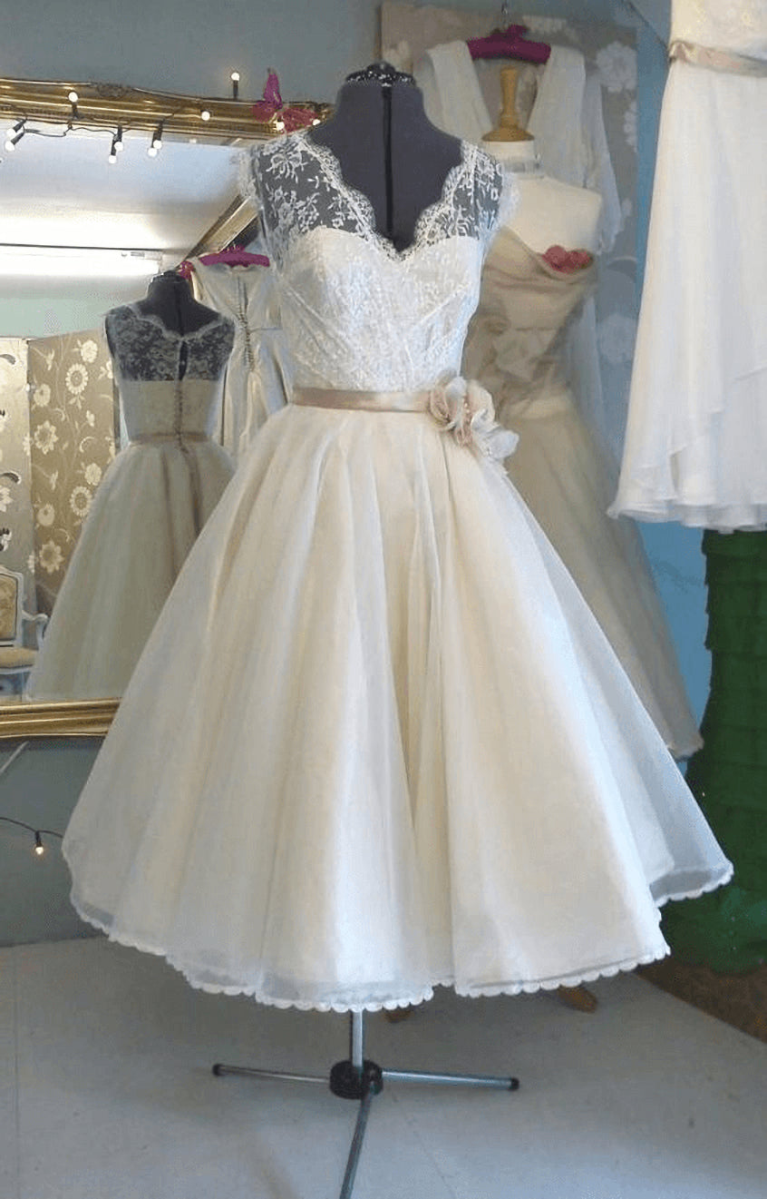 Tea Length Antique Corset Wedding Dress 1950's Vintage Corset Wedding Dress Retro Gowns, Wedding Dresses Short