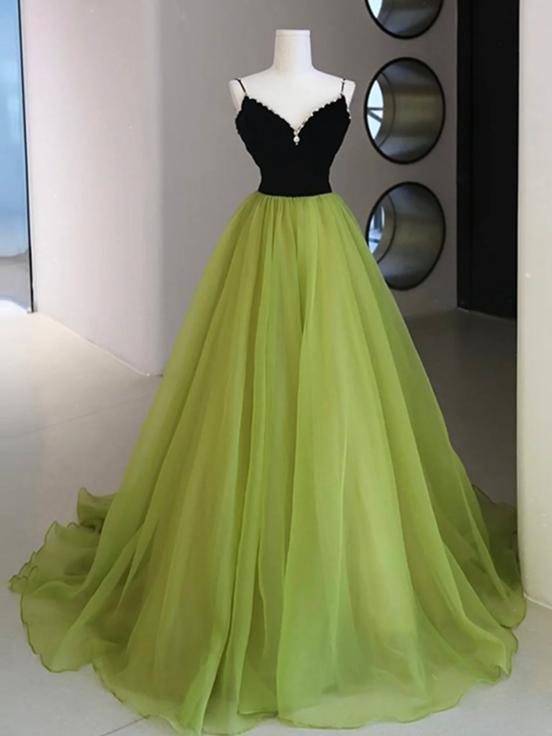 Black Velvet and Green Tulle Long Corset Prom Dress, Green V-Neck Evening Dress outfit, Bridesmaids Dress Gold